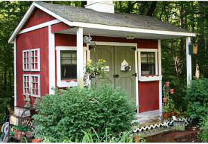 custom-trimmed-garden-shed-w-cupola2